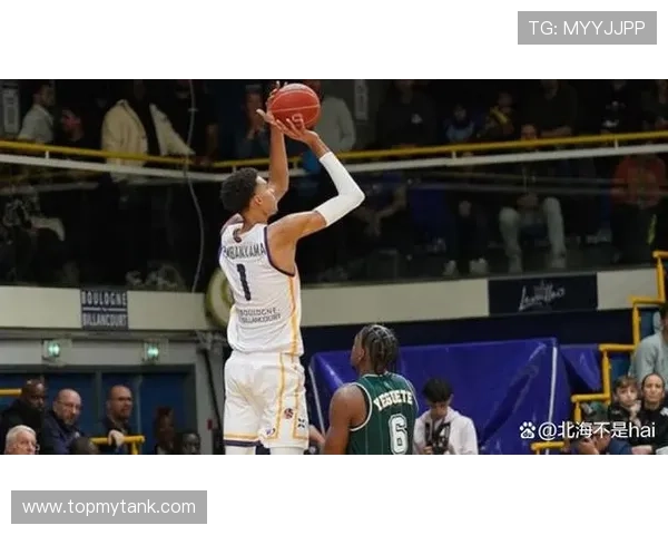 文班亚马38分16篮板5帽零失误创纪录